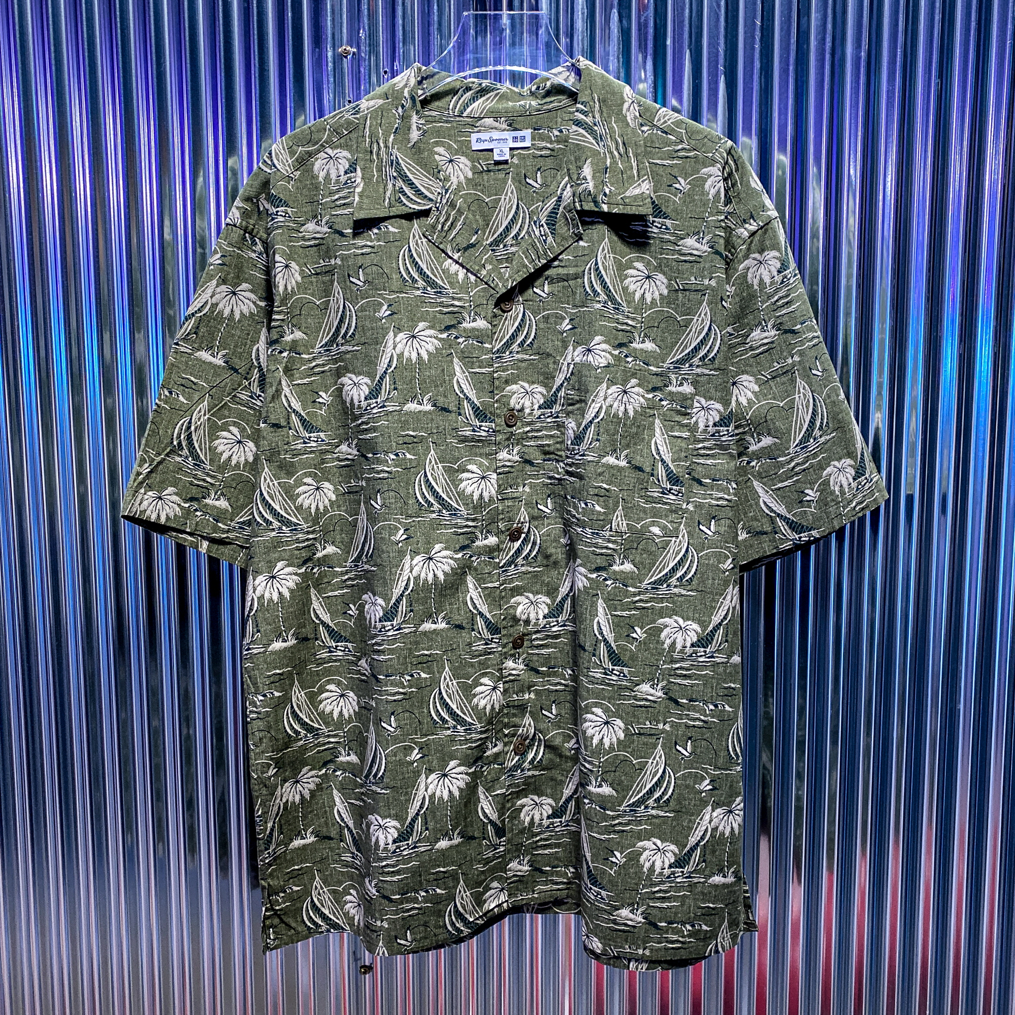 유니클로 올드스쿨 하와이안 셔츠 (국내 XL) CA535